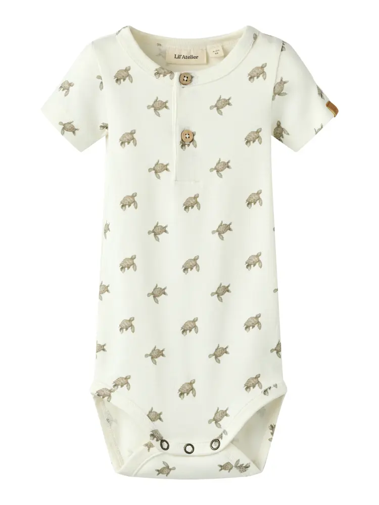 Lil' Atelier Gayo Sar Kortærmet Slim Body Coconut Milk 74