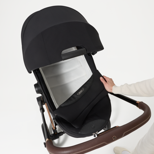 Cybex