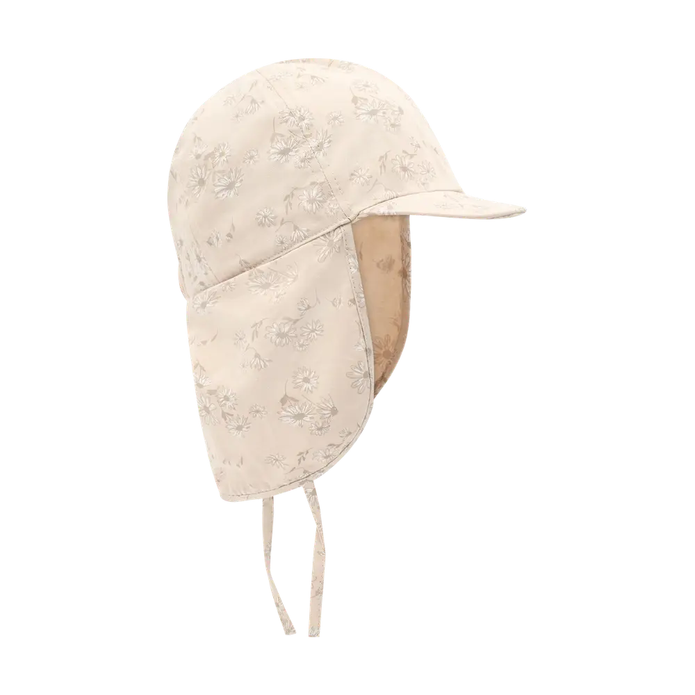 Solhat m. Snor - UV 30 - Egret - 6-12 MDR.