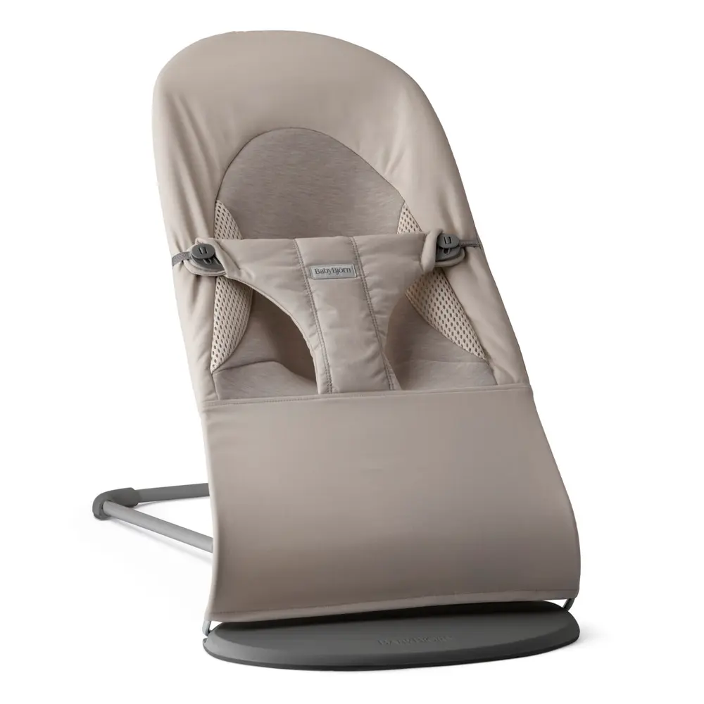 BABYBJORN gultukas, sand pilkas, 005002 (Nemokamas pristatymas)