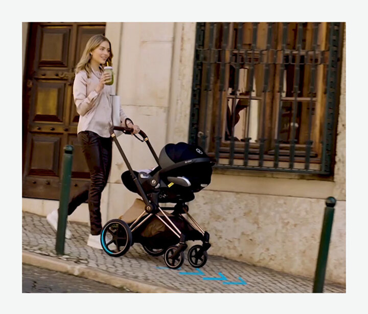 Cybex e-Priam